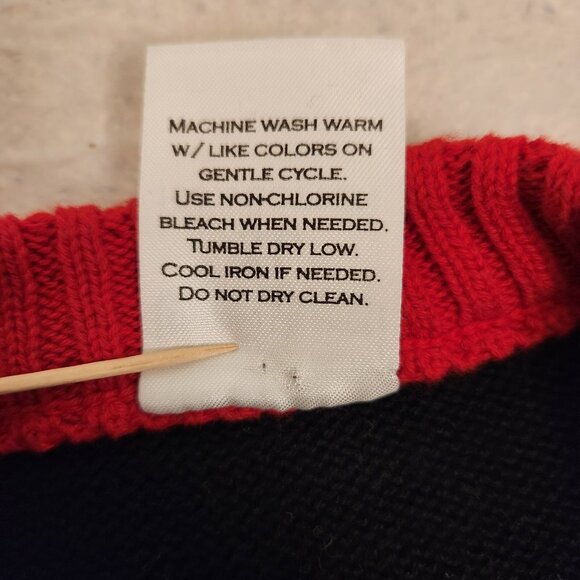 Game Of Thrones Ugly Holiday Sweater Joy To The Realm Westeros NY Laundry XL EUC - Picture 8 of 12